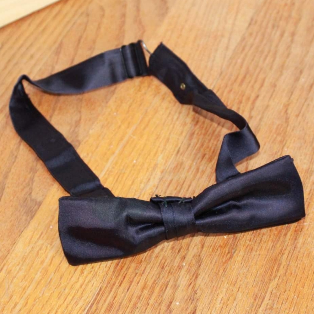 Vintage Handmade Hook-On Bow Tie